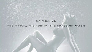 Vrouw Rain Dance Banner 